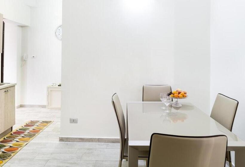 اتاق استاندارد, Scuto Home
