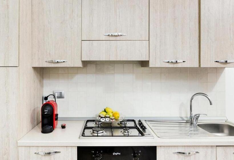 اتاق استاندارد, Scuto Home