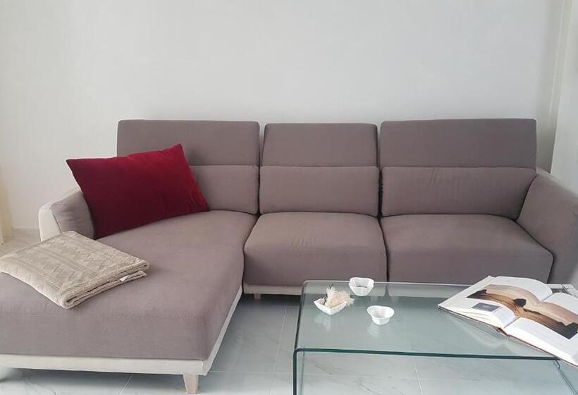 سوییت, Scuto Home