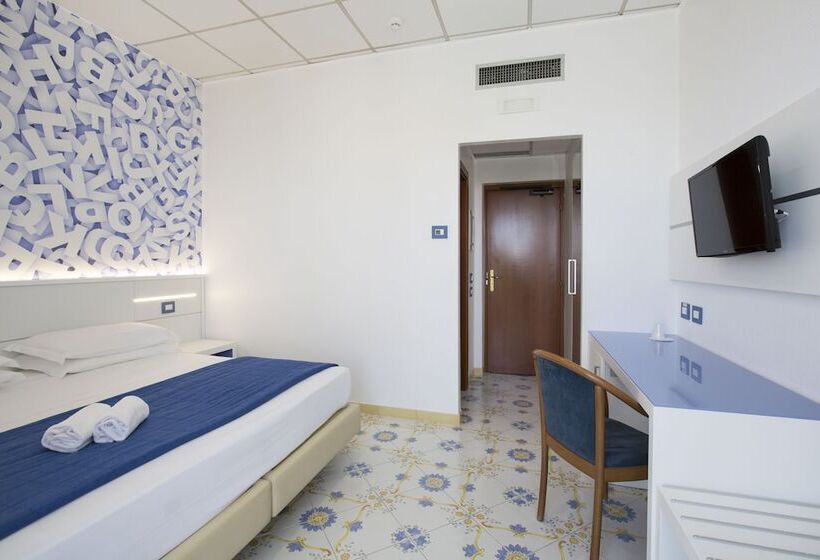 غرفة قياسية, La Meridiana
