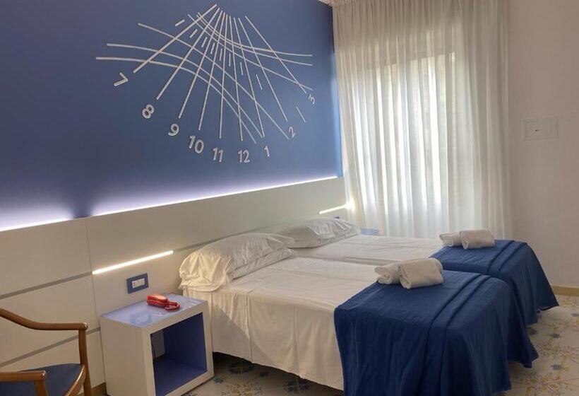 غرفة قياسية ثلاثية, La Meridiana