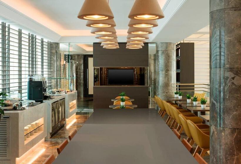 Королевский Люкс, Le Royal Méridien Abu Dhabi