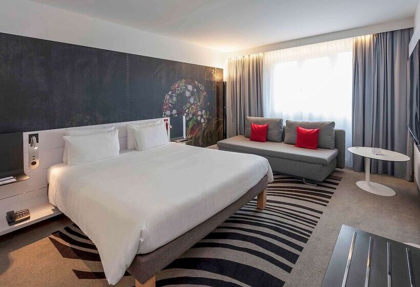Quarto Estandar Cama Casal, Novotel München City