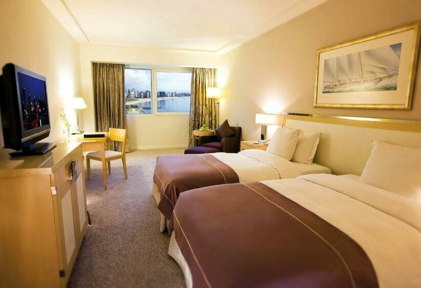 اتاق استاندارد تودرتو, Mövenpick Hotel Beirut