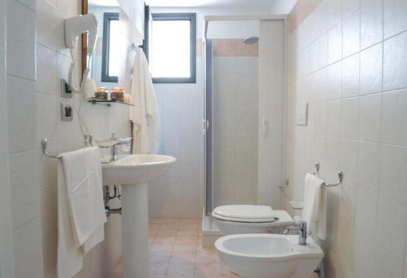 اتاق استاندارد, Baia Di Torre Squillace