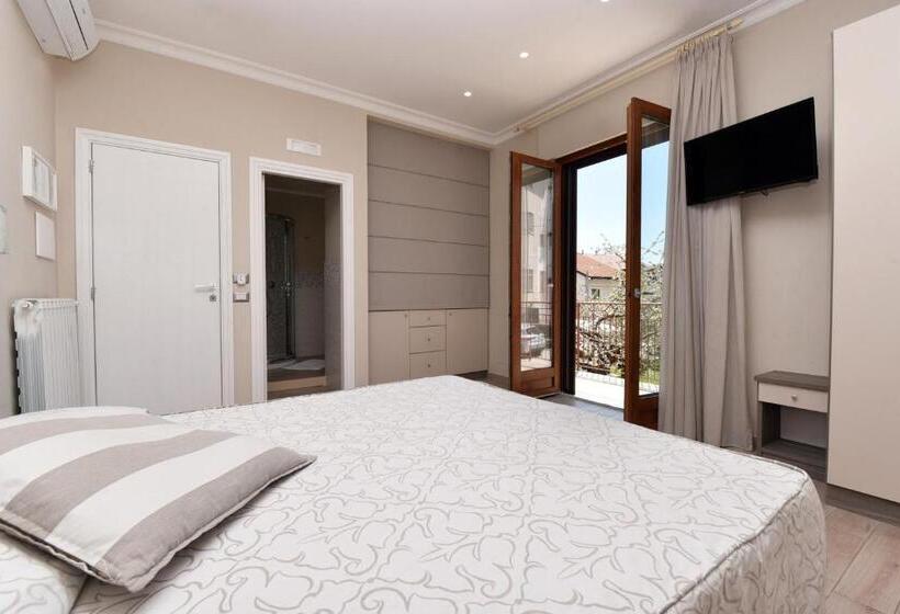Номер Superior, Relais Milo