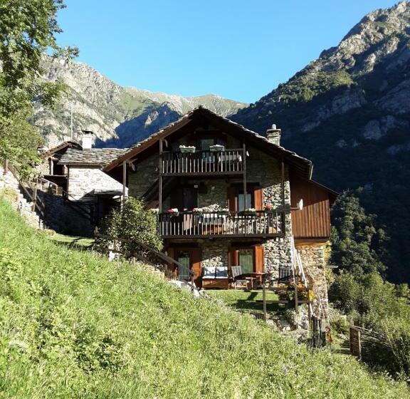 Номер Стандарт Вид на Горы, B&b Marcellina