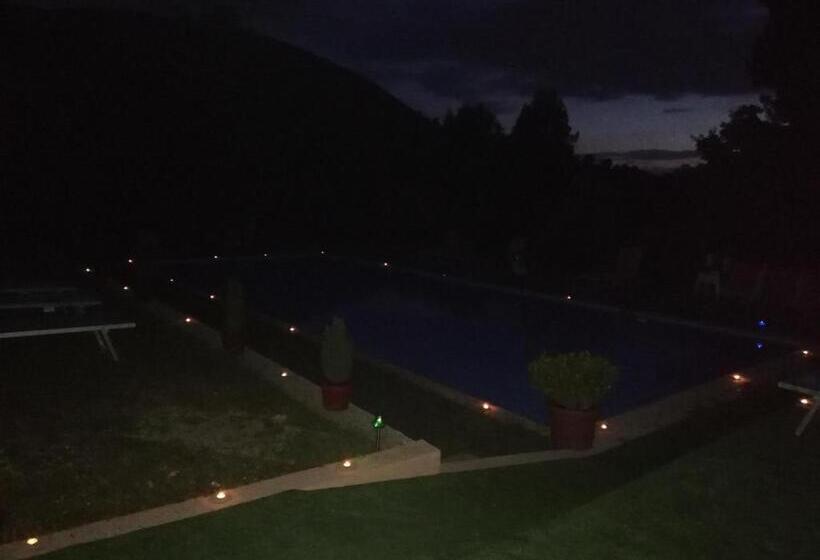Апартаменты 1 Спальня, Posto Del Sole