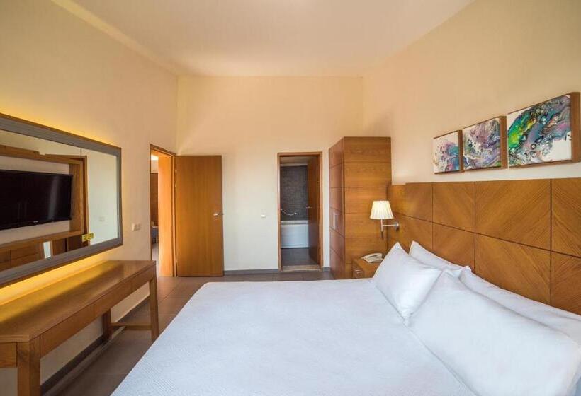 Номер Клуб, Pine Bay Holiday Resort