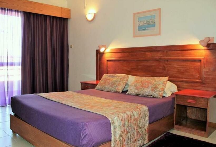 Апартаменты 2 Спальни, Aparthotel Calema Avenida Jardim