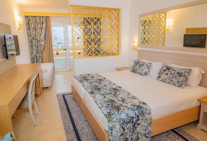 Habitación Familiar Vista Jardín, Marhaba Royal Salem