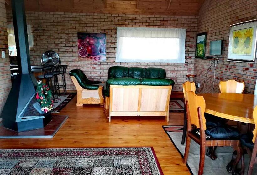 Апартаменты 3 Спальни, Rooiberg View Clarens