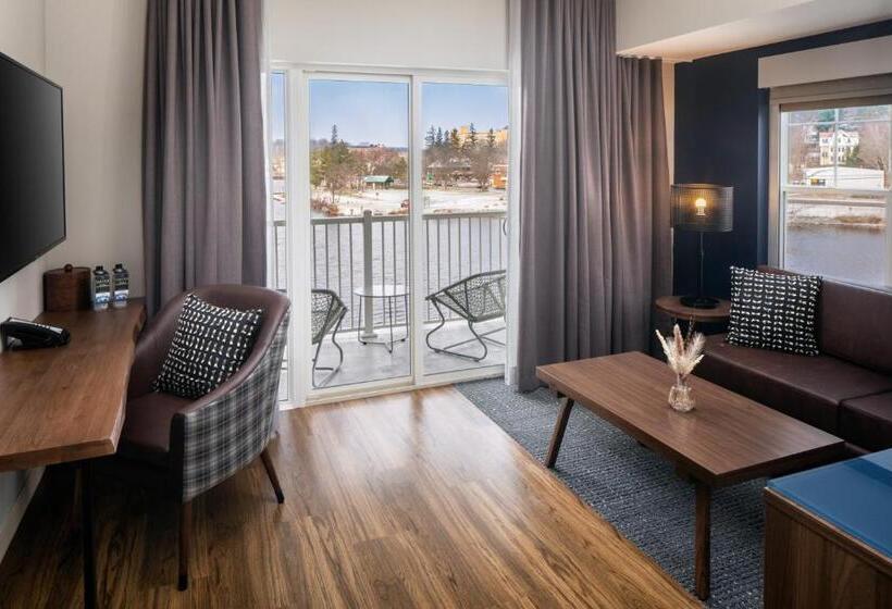 Люкс Кровать Кинг, Voco Saranac Lake Ny Waterfront, An Ihg