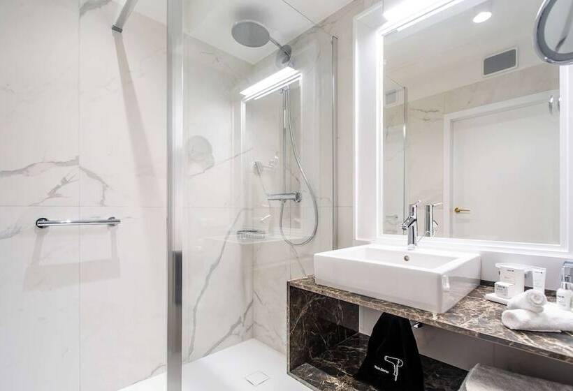 Полулюкс, Radisson Blu Hotel Sopot