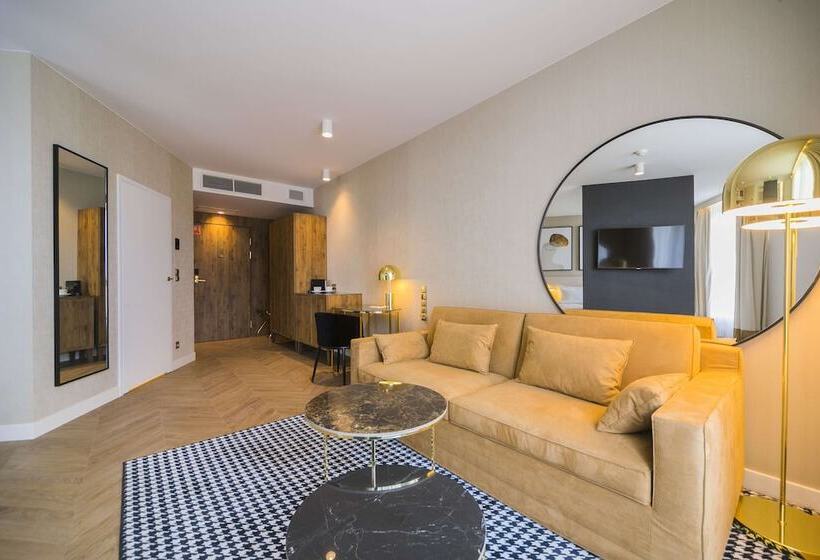 Полулюкс, Radisson Blu Hotel Sopot