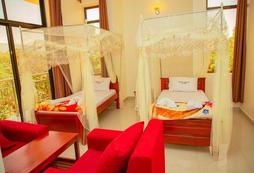 Номер Economy, Kilimanjaro White House
