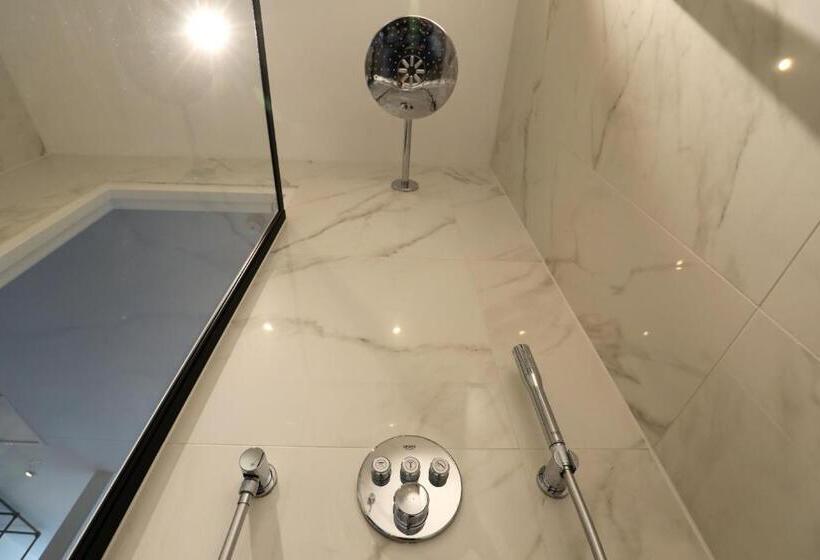 디럭스 룸, Valerius BoutiqueHotel