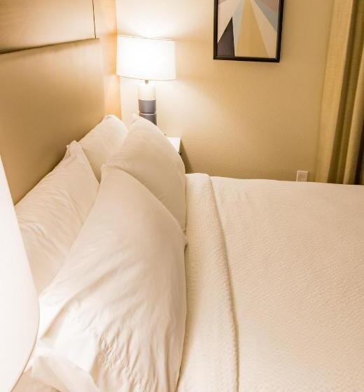 套房, Candlewood Suites Richmond South, An Ihg