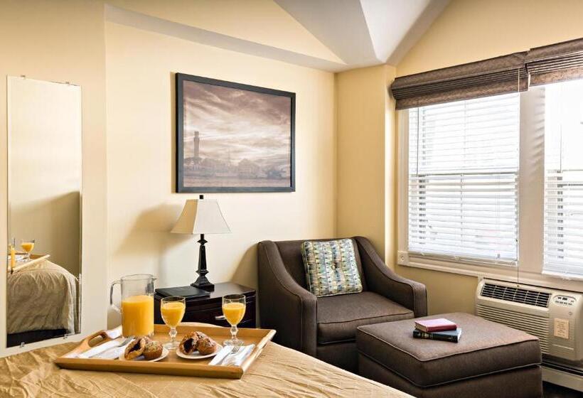 スーペリアールーム, Crowne Pointe Historic Inn Adults Only