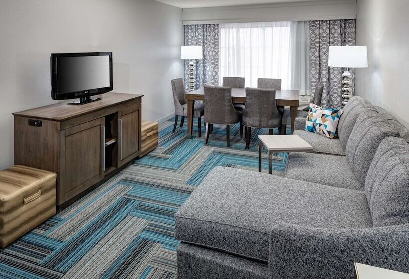 جناح, Hampton Inn San Diego Downtown