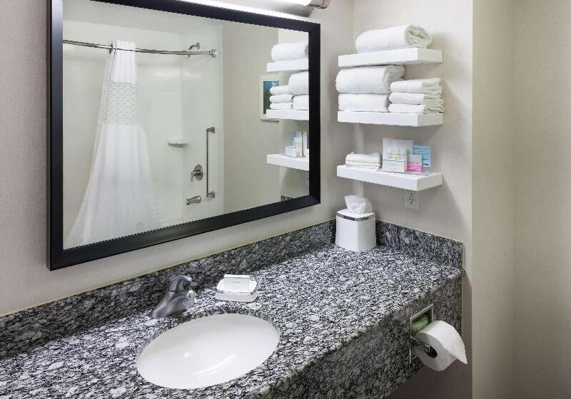 غرفة قياسية سرير كينج, Hampton Inn San Diego Downtown
