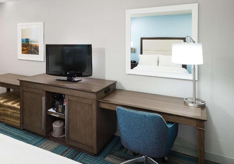 غرفة عائلية, Hampton Inn San Diego Downtown