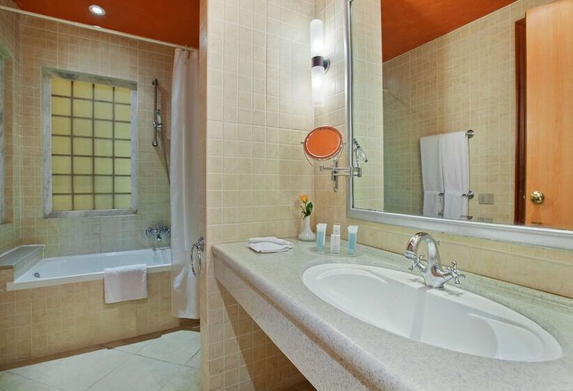 اتاق استاندارد, Hilton Alexandria Green Plaza