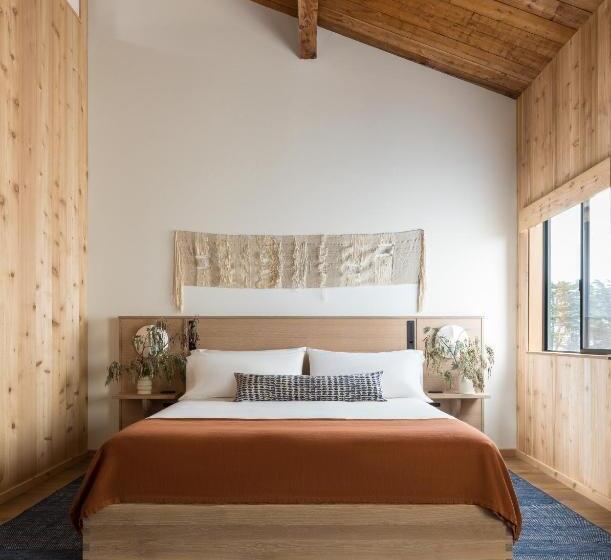 디럭스 룸, The Sea Ranch Lodge