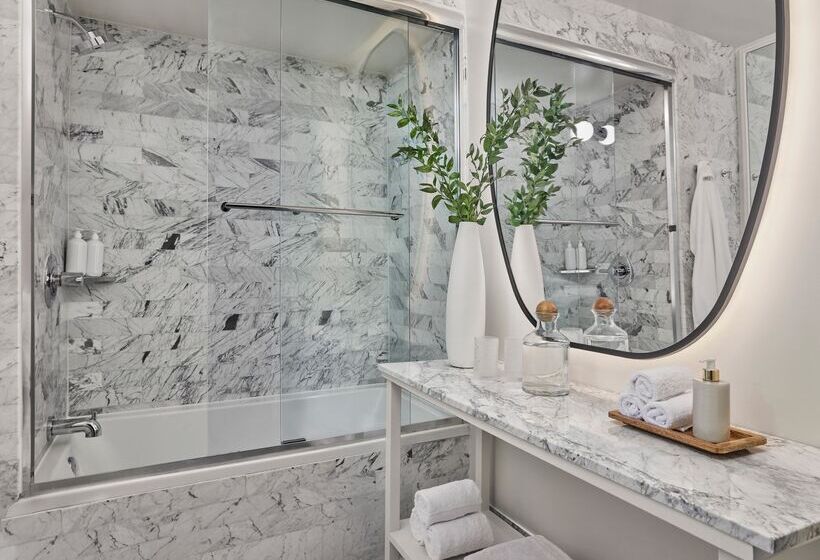 Номер Deluxe Кровать Кинг Вид на Город, Viceroy Santa Monica