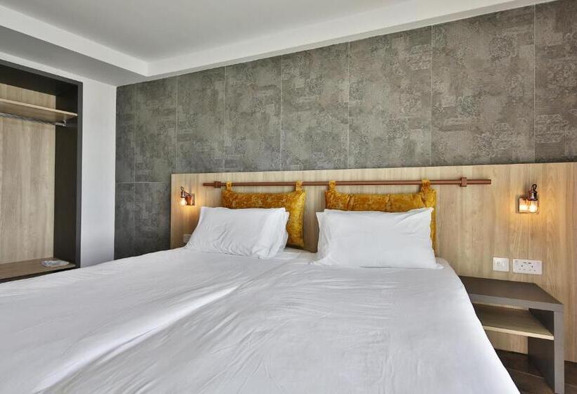 اتاق لوکس با بالکن, Ivy Hotel   Adults Only