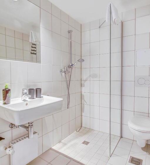 سوئیت با بالکن, Limehome Garching Bei München