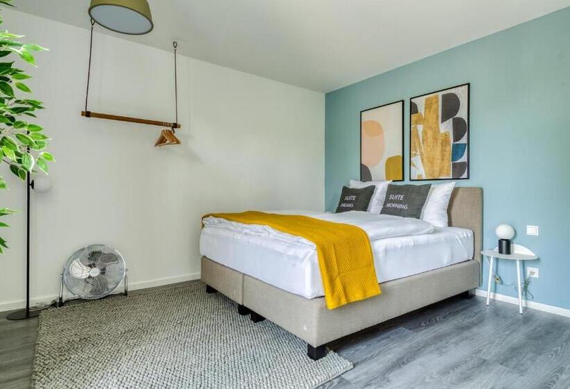 سوئیت با بالکن, Limehome Garching Bei München