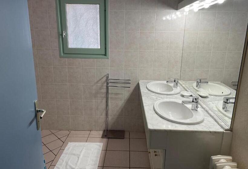 Номер Дюплекс, Du Côté De Chez Sam