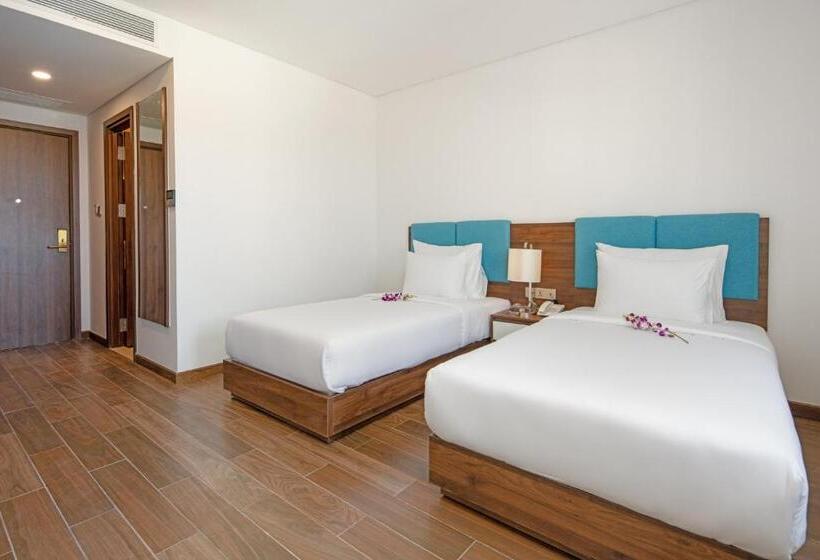 اتاق سوپریور با چشم‌انداز رودخانه, Gold Plaza Hotel Da Nang
