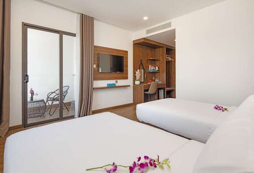 اتاق سوپریور با چشم‌انداز رودخانه, Gold Plaza Hotel Da Nang