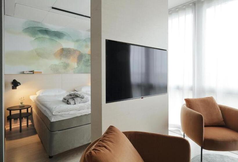 Chambre Triple Deluxe, Valo Hotel & Work Helsinki
