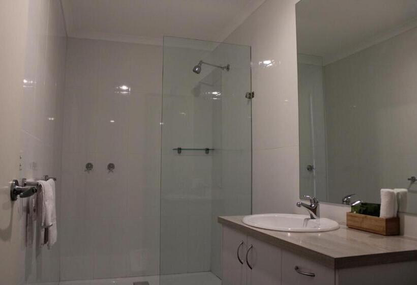 Quarto Triplo Estandar, Alpine Hotel Bright