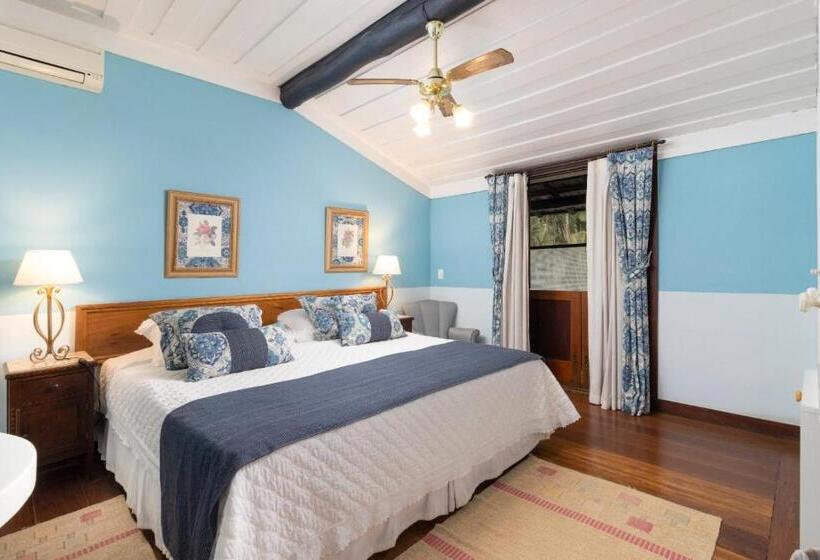 Quarto Superior, Spa Posse Do Corpo