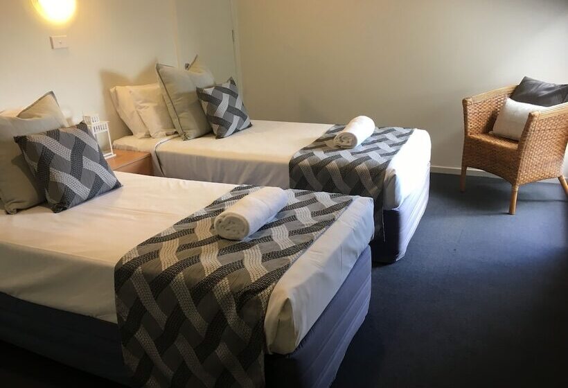 침실 3개 아파트, Shells Apartments