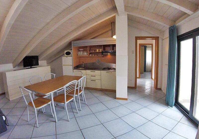 Apartamento 2 Dormitórios, Residence Ascot