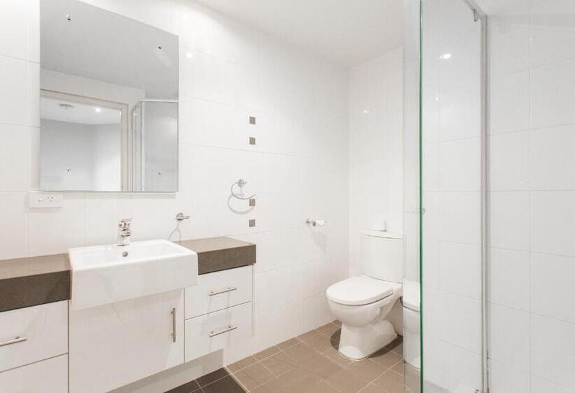 2 Bedroom Premium Apartment Sea View, Spinnakers By Rockingham Apartments