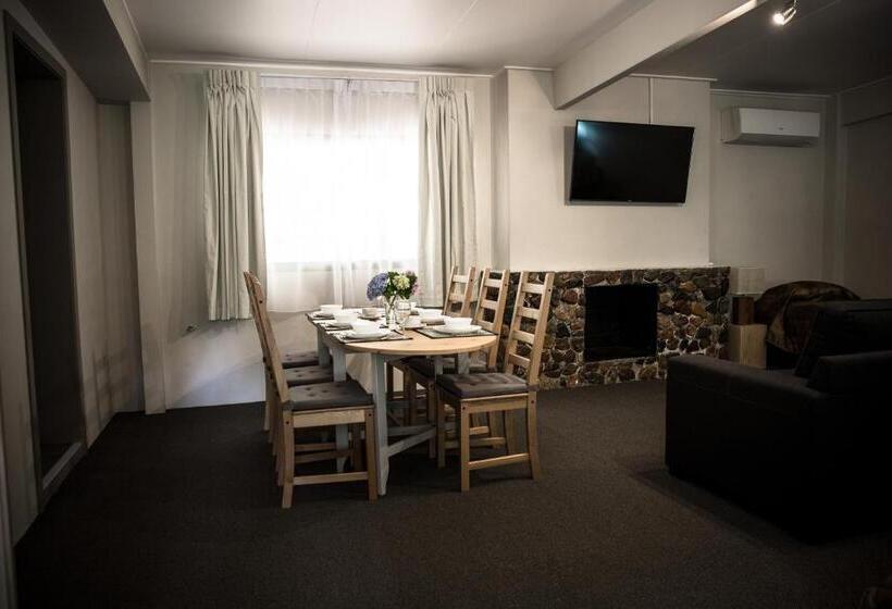 패밀리 스위트, Tall Trees Motel Mountain Retreat