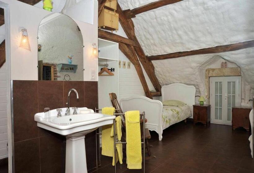 Семейный Номер, Chambres Et Tables D'hôtes Le Voriou