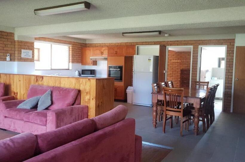 Апартаменты 4 Спальни, Diamond Beach Resort, Mid North Coast Nsw