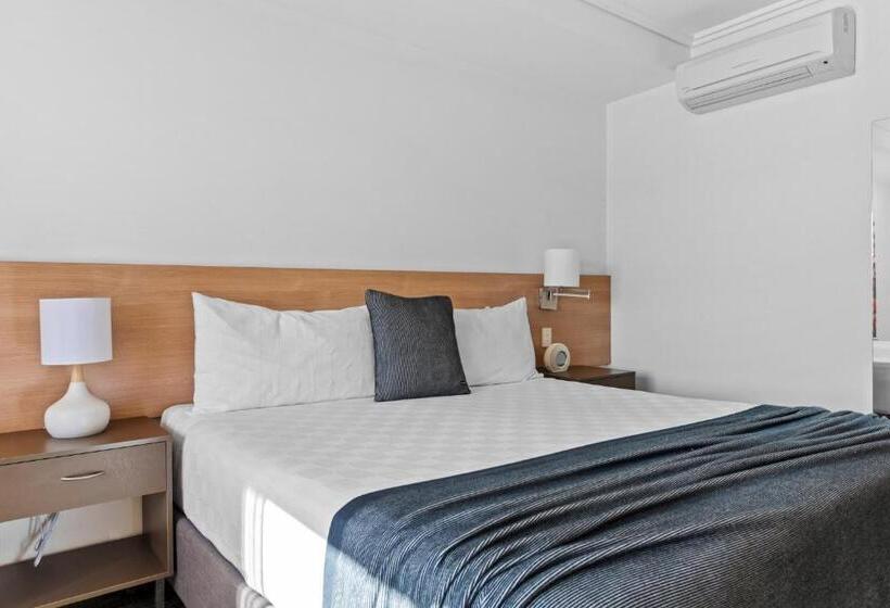 이그제큐티브 룸 킹사이즈 침대, Springs Shoalhaven Nowra