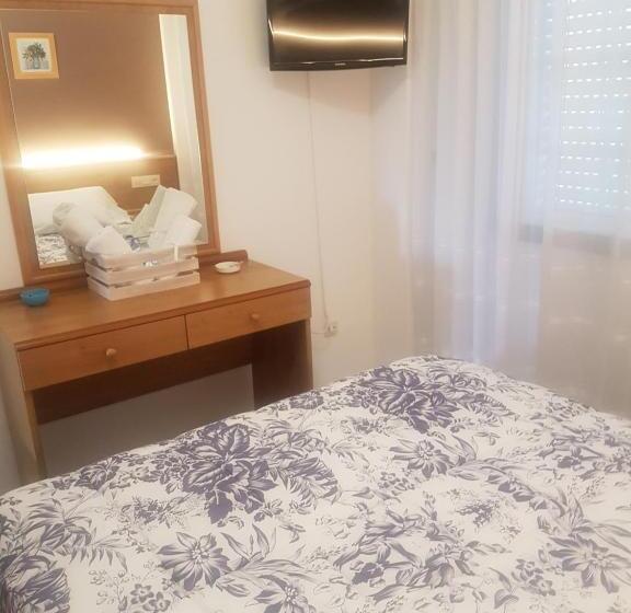 スタンダードルーム, Hostal Xaraiba