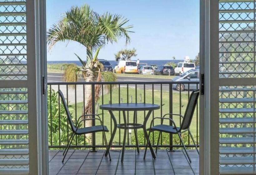 Апартаменты 2 Спальни, Cabarita Beachfront Apartments By Kingscliff Accommodation
