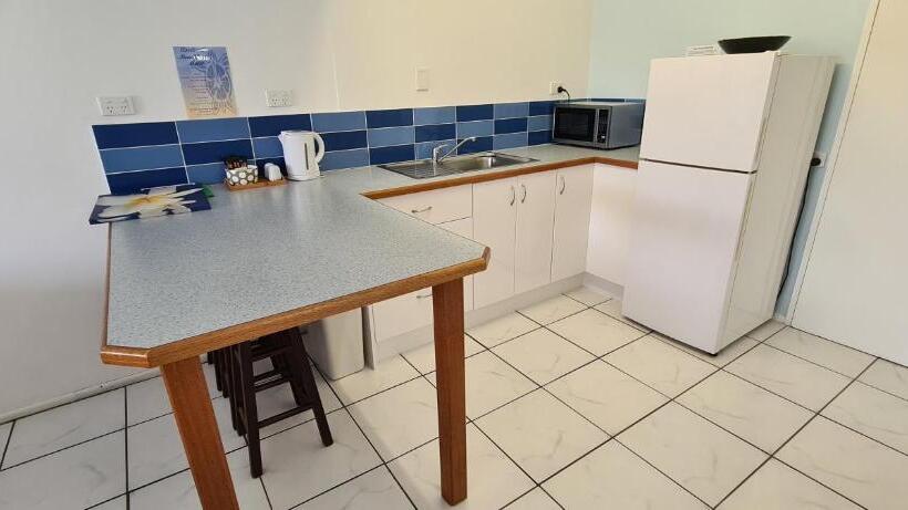 Студия Стандарт, Cardwell Beachfront Motel
