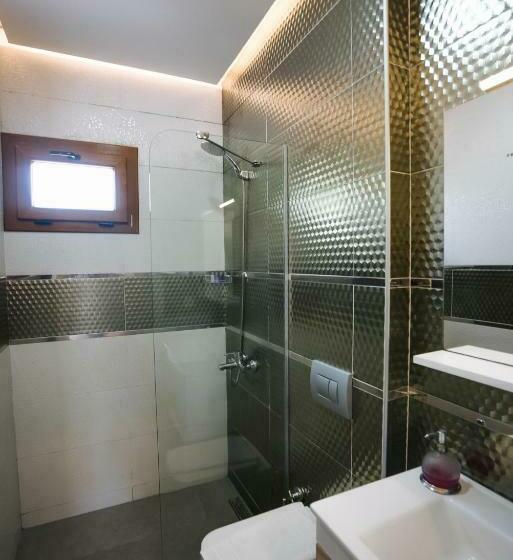 Апартаменты 1 Спальня с Балконом, Maye Residence