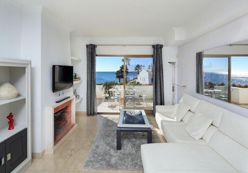 ２ベッドルームのスーペリアアパートメント, Coral Beach Apart